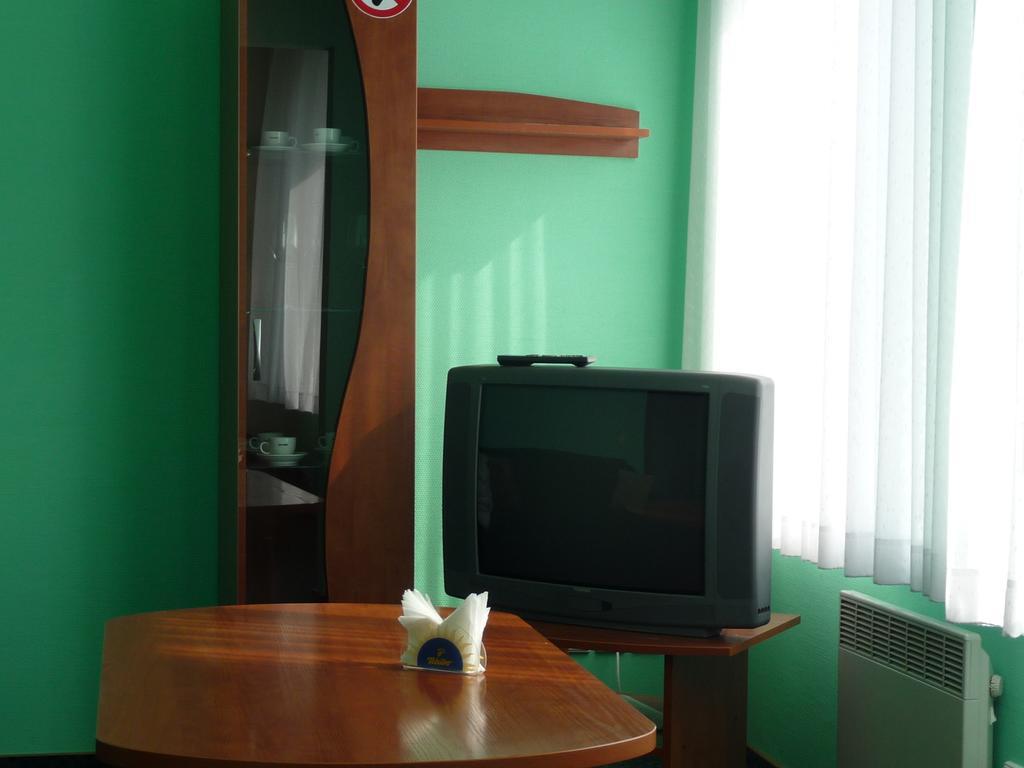 Skaistaziede Hotel Šiauliai Kamer foto