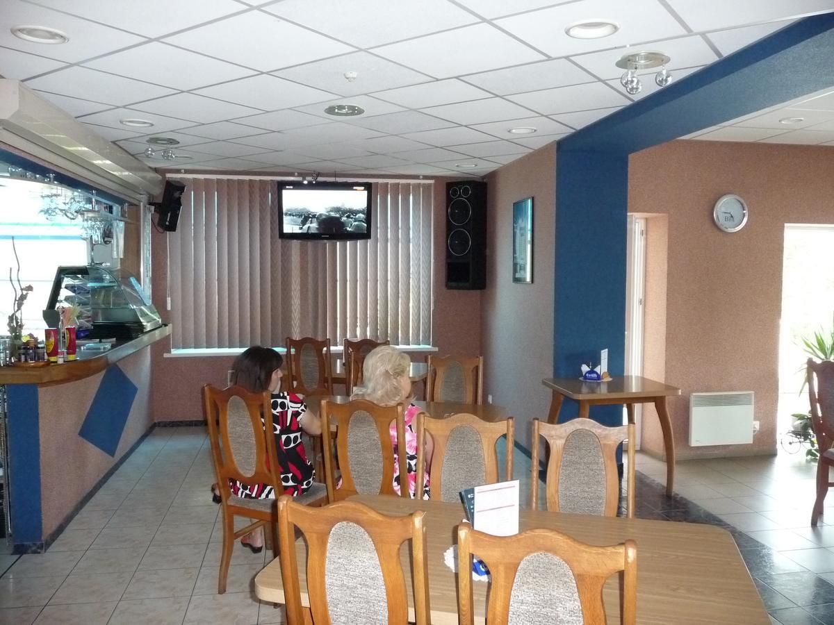 Skaistaziede Hotel Šiauliai Buitenkant foto